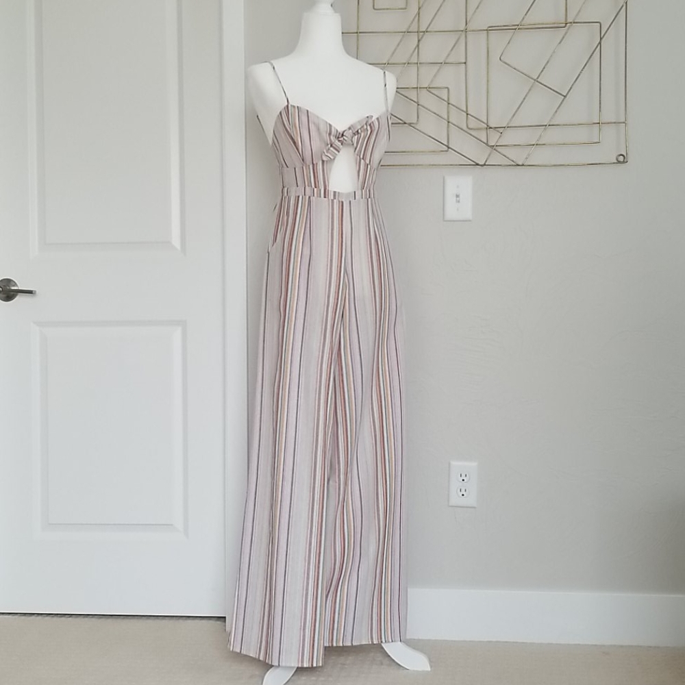 6 Shore Road Bayside Linen Jumpsuit (Size M)